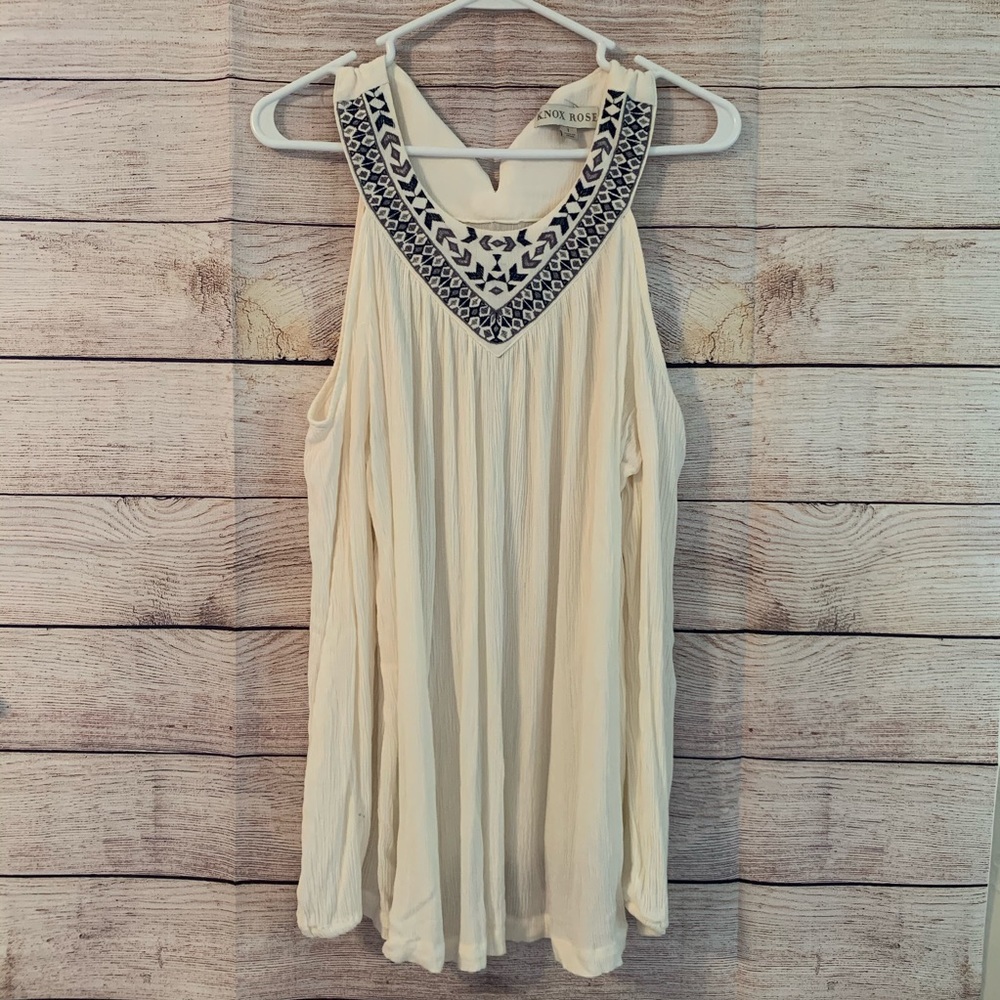 Knox Rose cold shoulder top